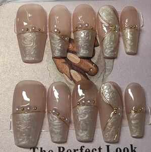 Elegant Nude and Pearl Press-On Nails